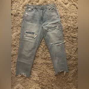 American Eagle Mom Jeans